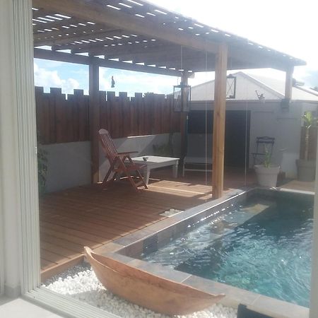 Maison TONGA piscine jaccuzi Saint Pierre Esterno foto